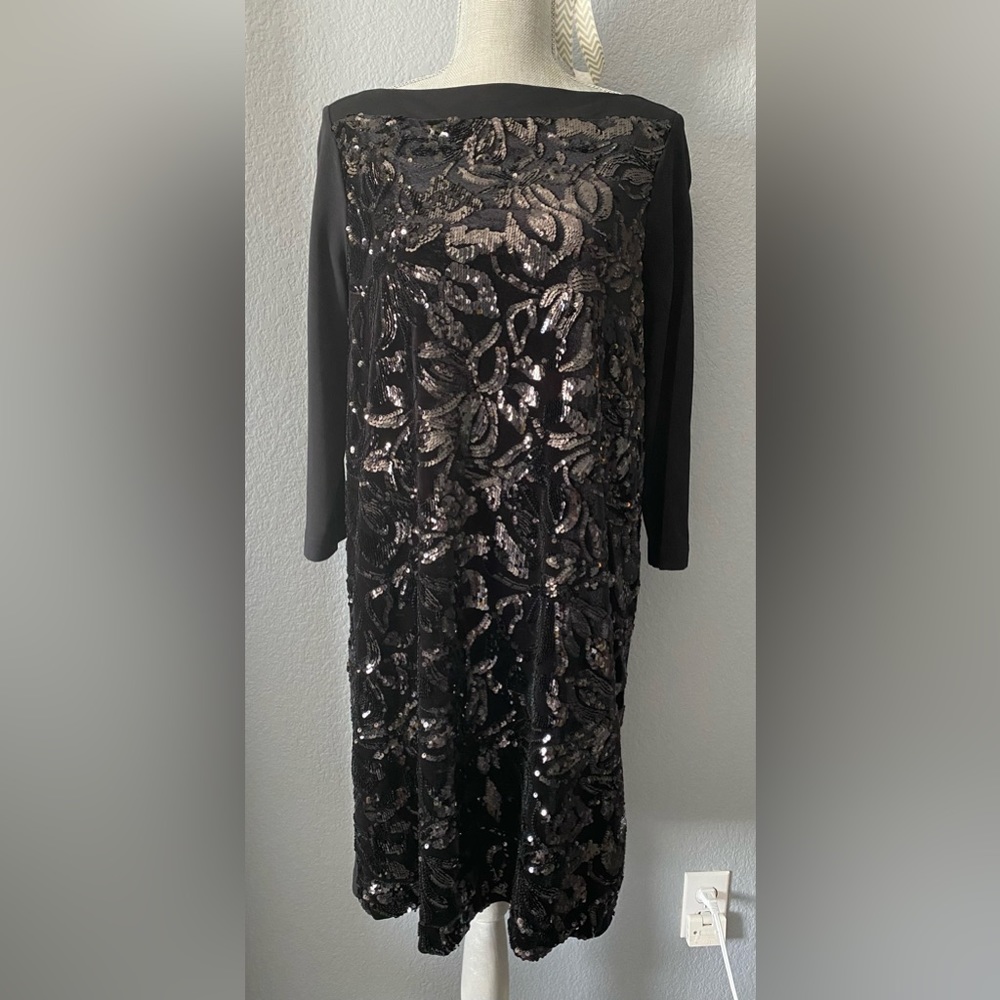 New !! VDP Club Collection Black Sequins short Dress Size 42 (6/M)
